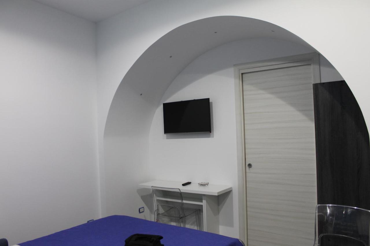 Casavacanzeivana Pizzo  Bagian luar foto