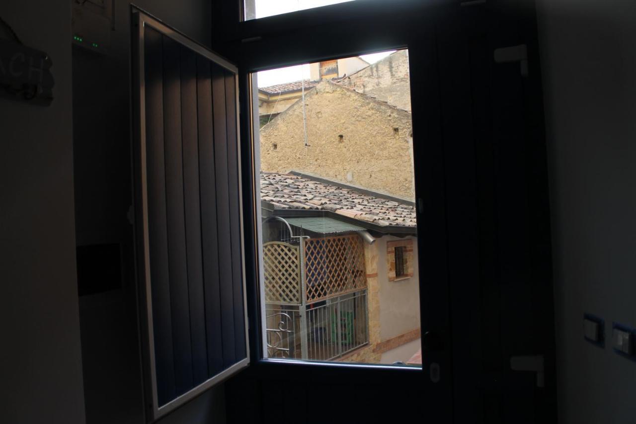 Casavacanzeivana Pizzo  Bagian luar foto